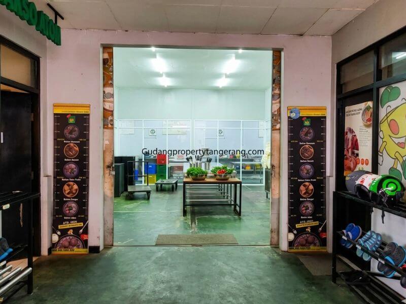 Tampak Dalam