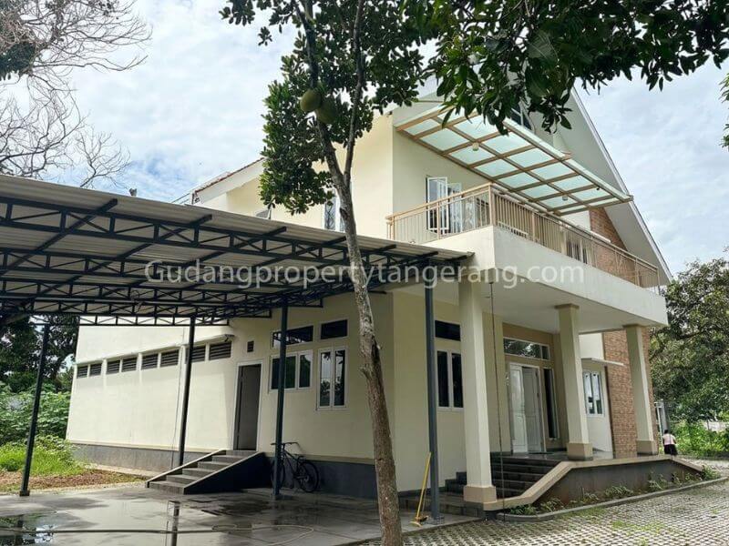Bangunan Depan 1